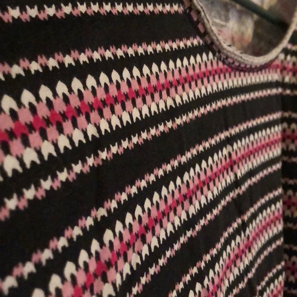 Lightweight Victoria's Secret Night Gown - Picture 5 of 5